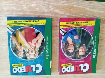 Lot 2 livres Cluedo enquêteurs dès 10 ans - Neuf