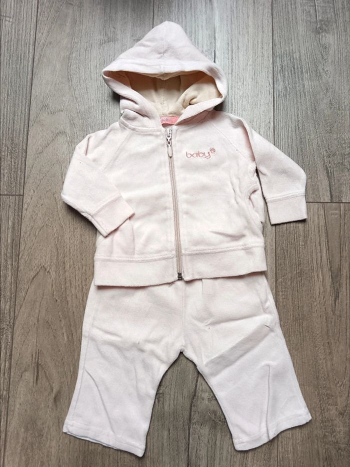 Ensemble 1 mois Tout petit