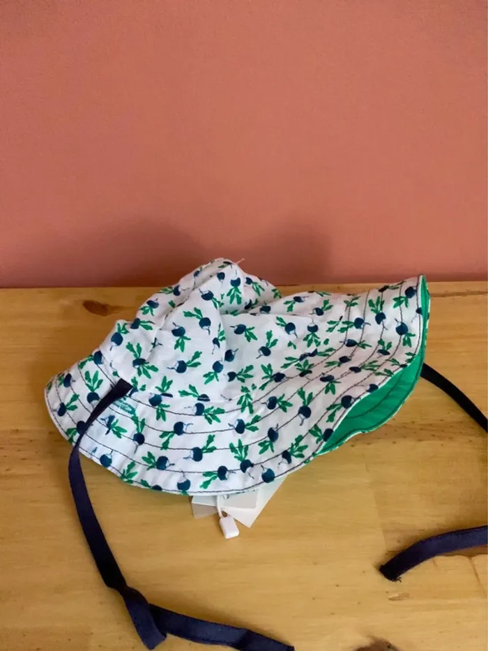 Chapeau bébé réversible- Catimini (neuf) - photo numéro 5