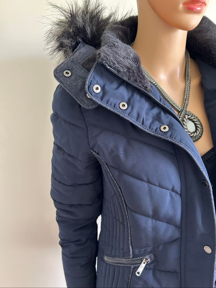 Doudoune bleue marine avec capuche Tom Tailor taille S TBE - photo numéro 3
