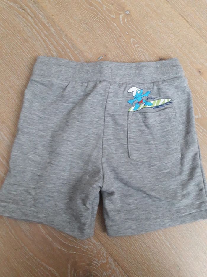 2T-shirts et 1short 6 ans - photo numéro 10