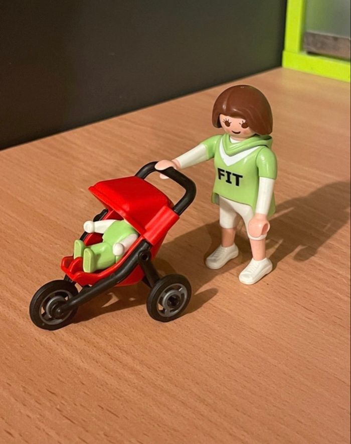 Lot Playmobil Maman avec bébé et poussette n°4697