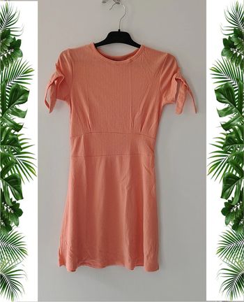 Robe saumon/corail Kiabi 8 ans