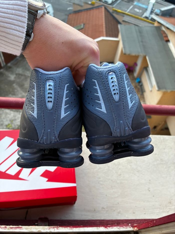 Nike Shox R4 Obsidian/Diffused Blue/Aluminum - photo numéro 6