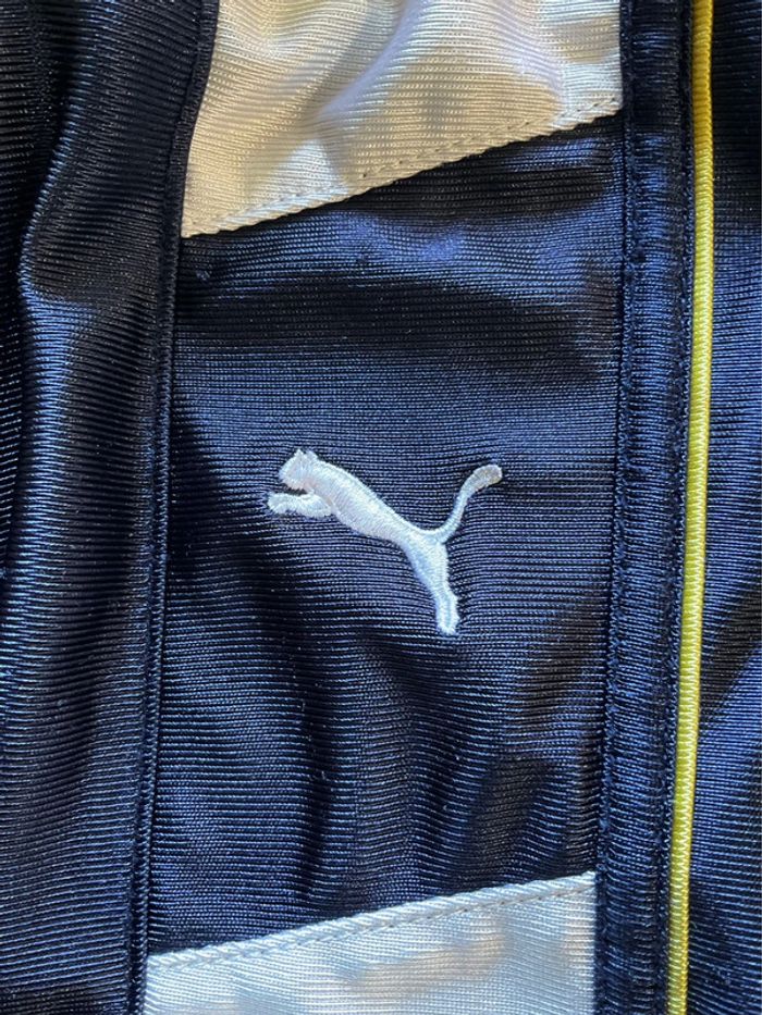 Short léger de sport bleu marine pour enfant Puma taille M 14 ans 386 - photo numéro 3