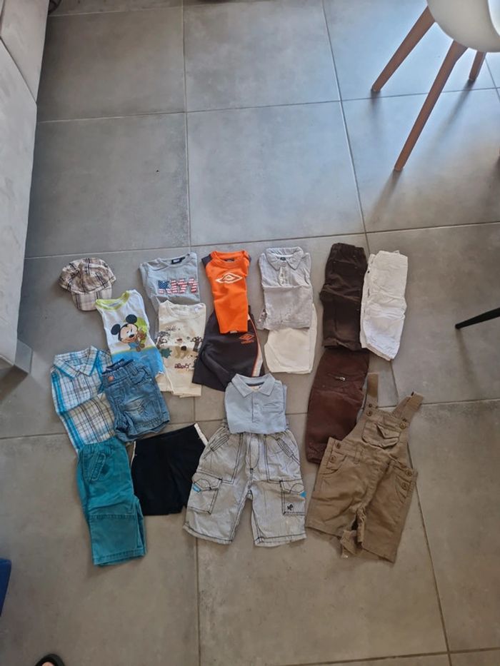 Gros lot vêtements été bébé 12 mois