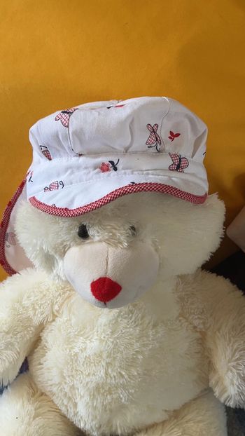 Casquette / chapeau avec protection cou 18 - 24 mois