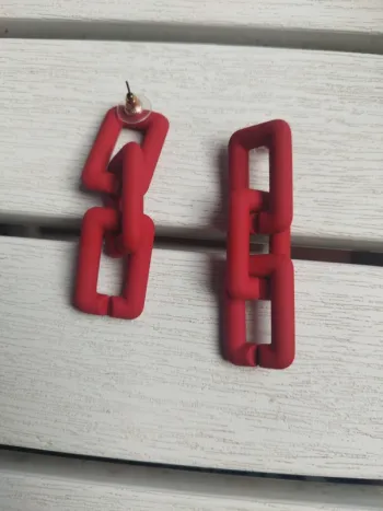 Boucle d'oreille chaînes