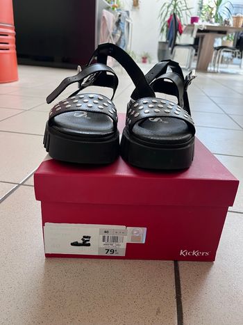 Sandales kickers 