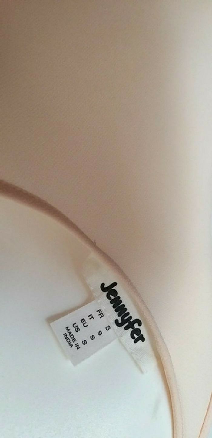 Top femme 36 - photo numéro 3