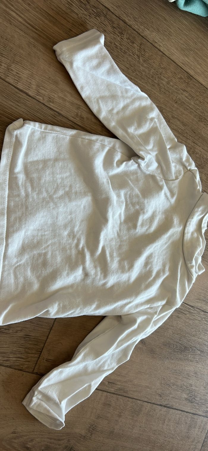 Sous-pull bébé