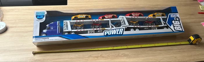 Camion transporteur de voiture