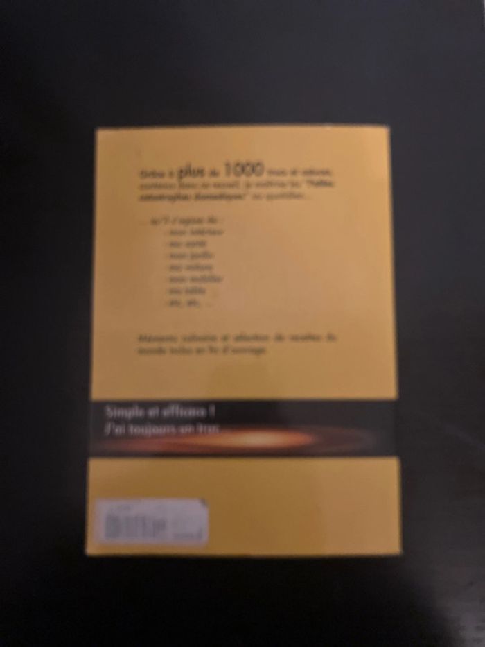 Livre. 1000 Trucs et Astuces. - photo numéro 2