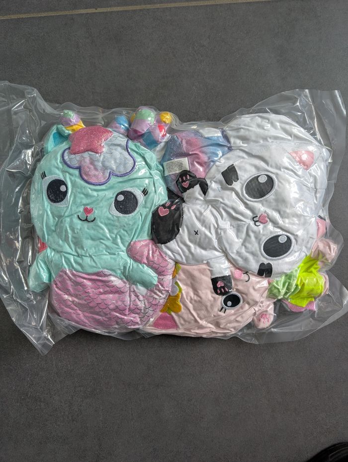 Lot de peluches Gabby et la maison magique neuves. - photo numéro 2