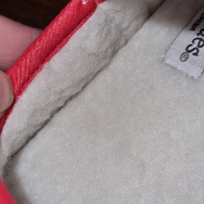 superbes chaussons fille taille 34 🎁 neuf 🎁 également dispo en taille 35 - photo numéro 9