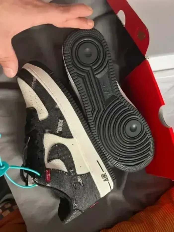 Nike Air Force force 1 officiel édition limitée rare Levi’s - photo numéro 10
