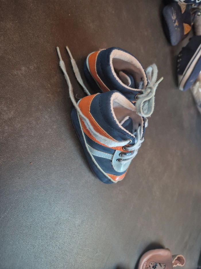 Chaussure nourisson - photo numéro 2