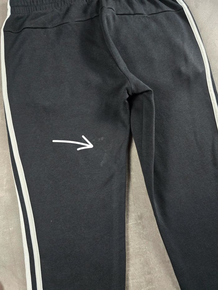 Pantalon jogging Adidas sportwear noir bandes blanches taille M - photo numéro 11