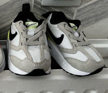 Nike 18,5