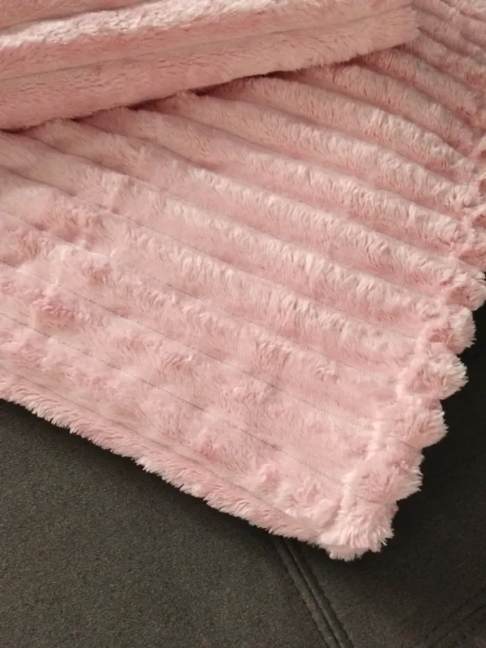 Plaid 2m x 2.30m rose - photo numéro 3