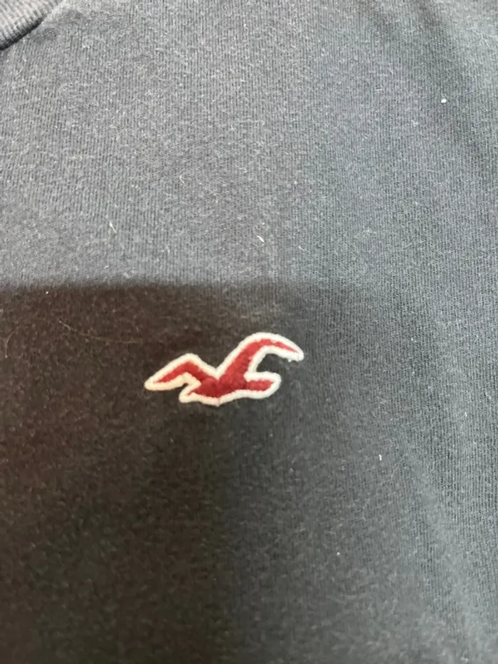 T-shirt Hollister- couleur noir - taille S - photo numéro 2