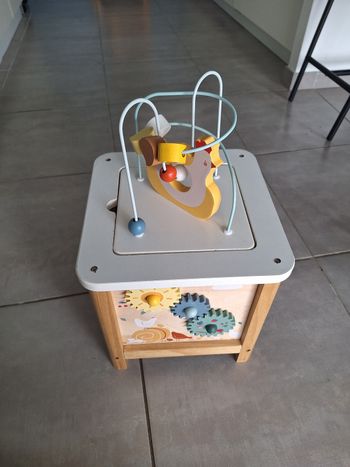 Cube d'activités Vertbaudet