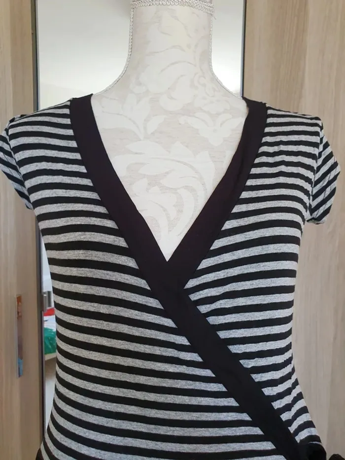 Robe noir grise portefeuille cache coeur taille M 38 vintage - photo numéro 4