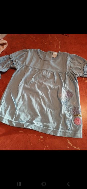 T.shirt fille taille 2 ans