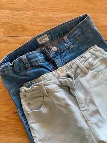 Lot de 2 jeans 12 ans