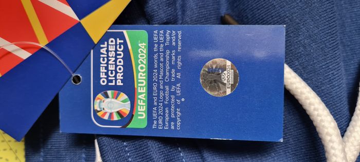 Short molletonné UEFA Euro 2024 - neuf - 2/4 ans - photo numéro 7