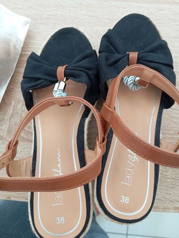 Chaussures compensées été