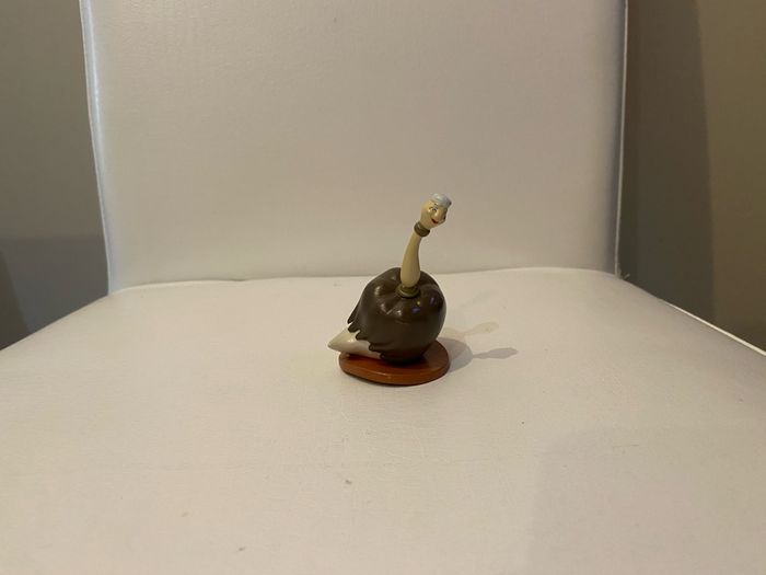 Figurine rare plumette la belle et la bête  disney