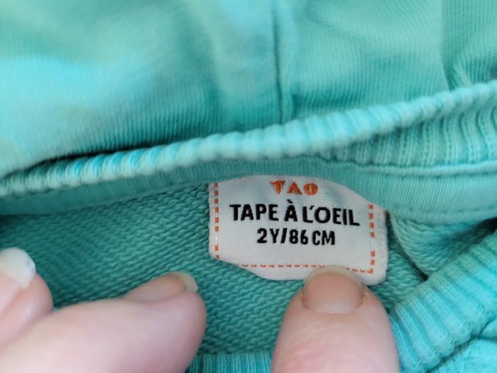Sweat tape à l'œil, taille 2 ans, 86 cm - photo numéro 2
