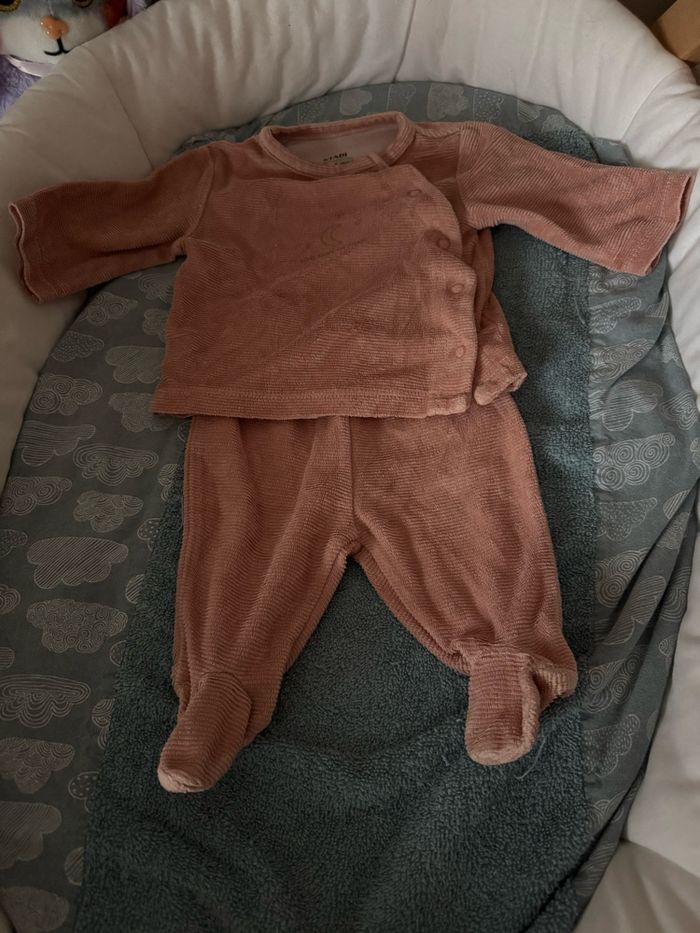 Pyjama - photo numéro 4