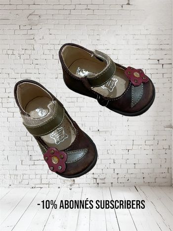 Chaussure pointure 18