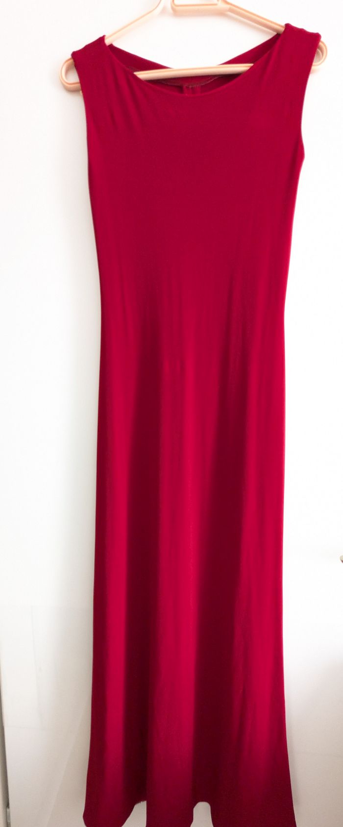 Robe longue bordeaux moulante – Sans manches – Taille S/M - photo numéro 4