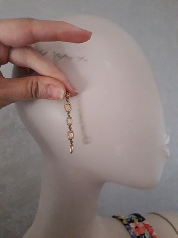 boucle d'oreille plaqué or avec oxyde de zirconium pendante