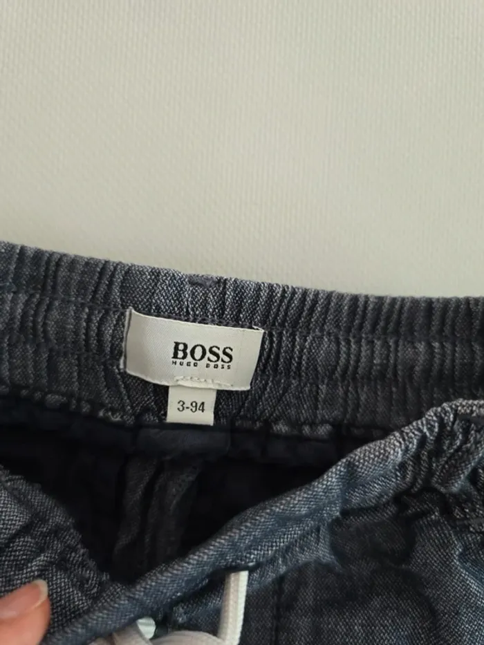 Short gris Hugo boss - photo numéro 3