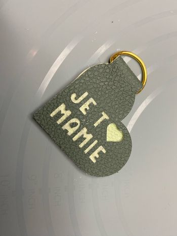 Porte clé coeur simili cuir fête des grands mères