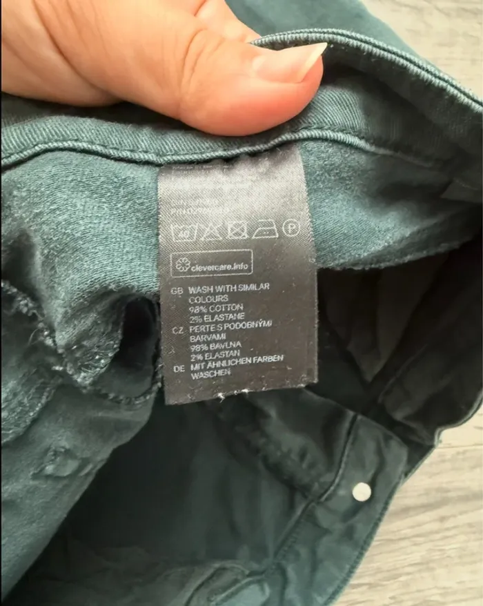 Short vert sapin H&M taille 38 ou M - photo numéro 8
