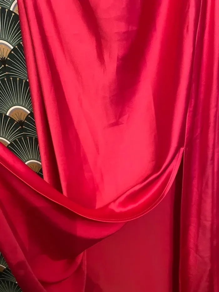 Nouvelle robe rose fuchsia, collection été 2025 en satin taille L - photo numéro 5