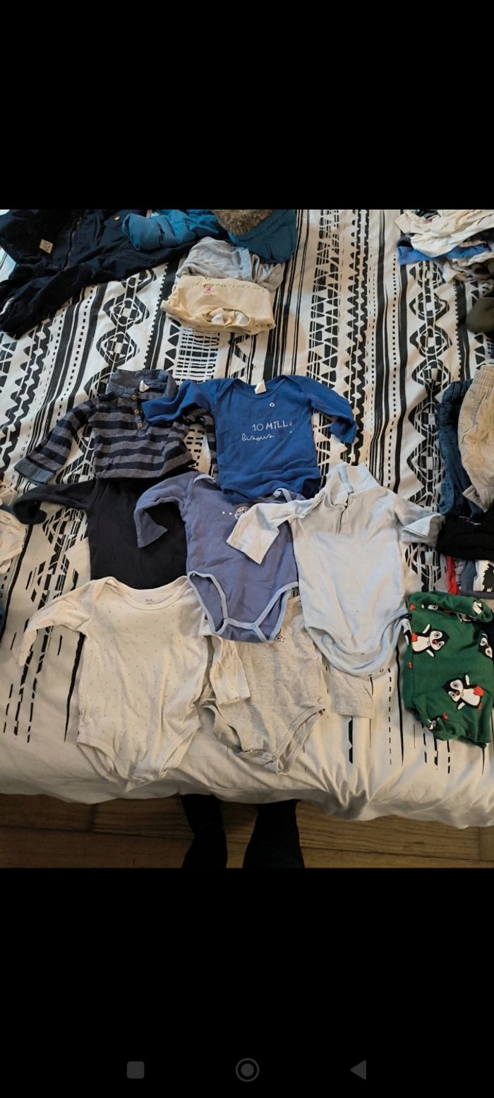 Lot de 34 vêtements garçon taille 12 mois - photo numéro 9