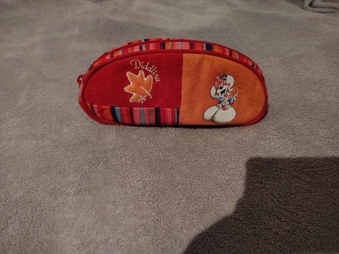Trousse Diddlina
Neuve
Ancienne collection donc rare - photo numéro 2