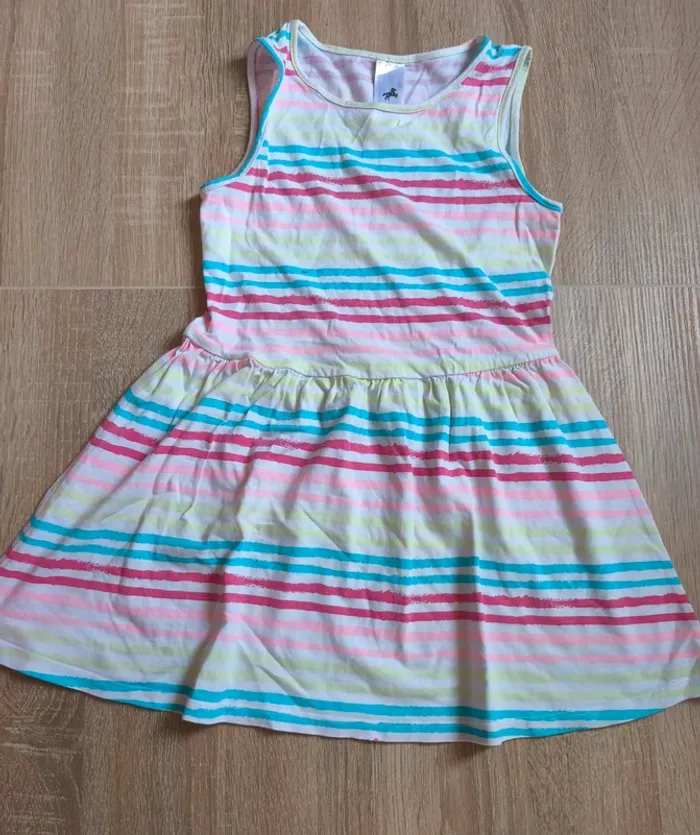 Robe rayures - 6 ans-sans manches