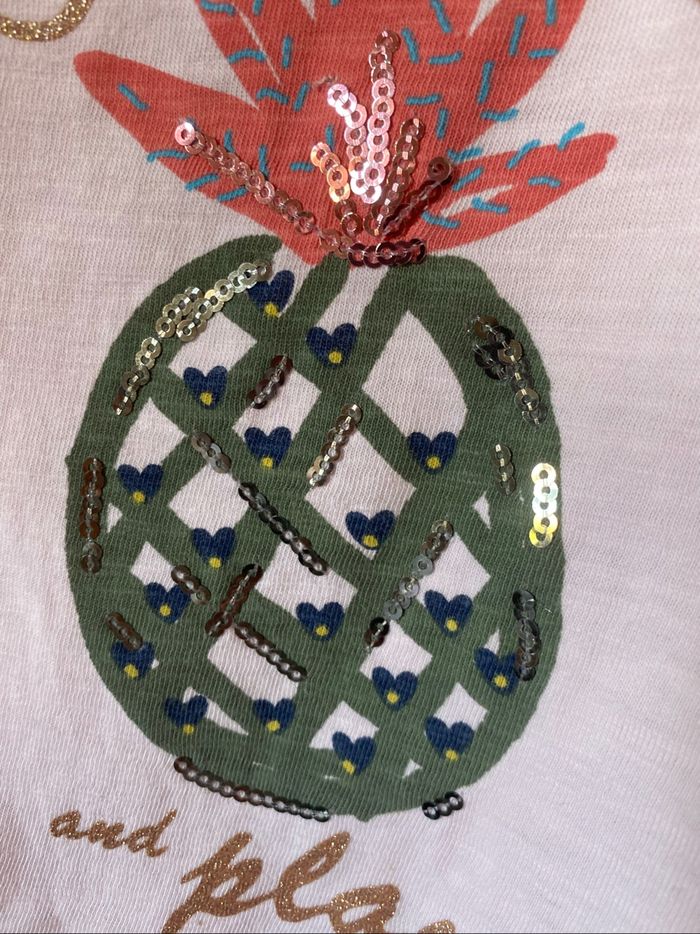 Très joli t-shirt rose ananas sequins 8 ans Okaidi - photo numéro 3