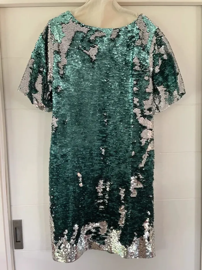 Superbe robe à sequins 36 pour briller - photo numéro 6