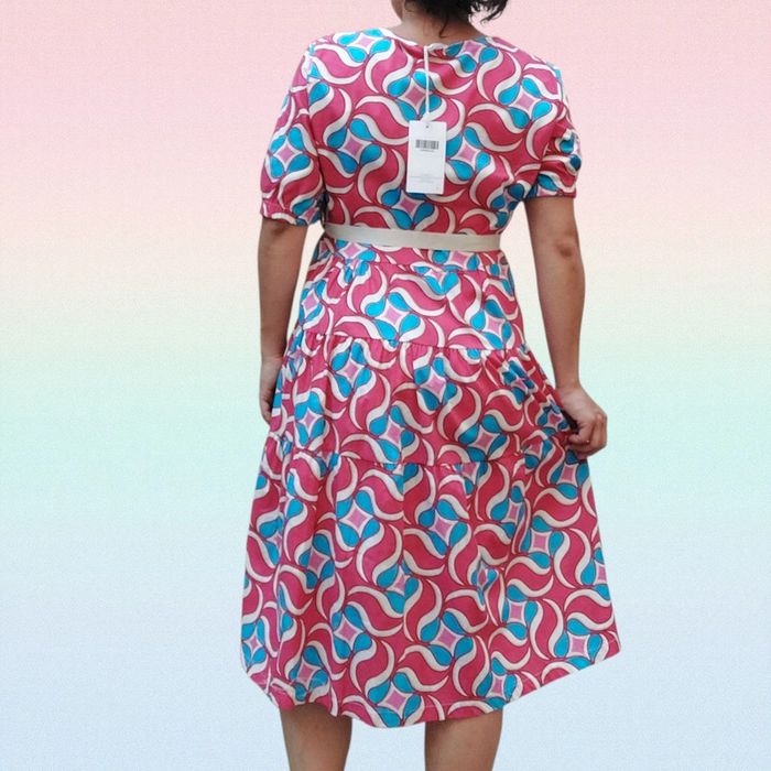 Superbe robe neuve - photo numéro 2