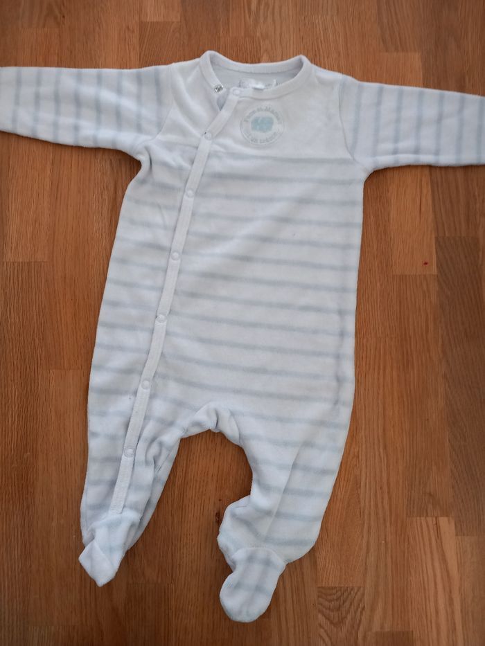 Lot pyjamas - photo numéro 8