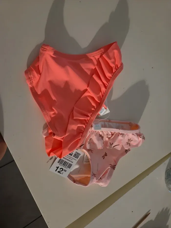 Maillot de bain okaidi 6 m neuf - photo numéro 5