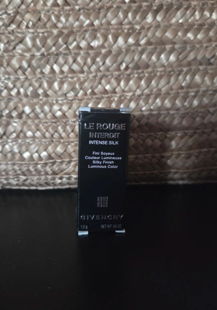Mini rouge Givenchy - photo numéro 3